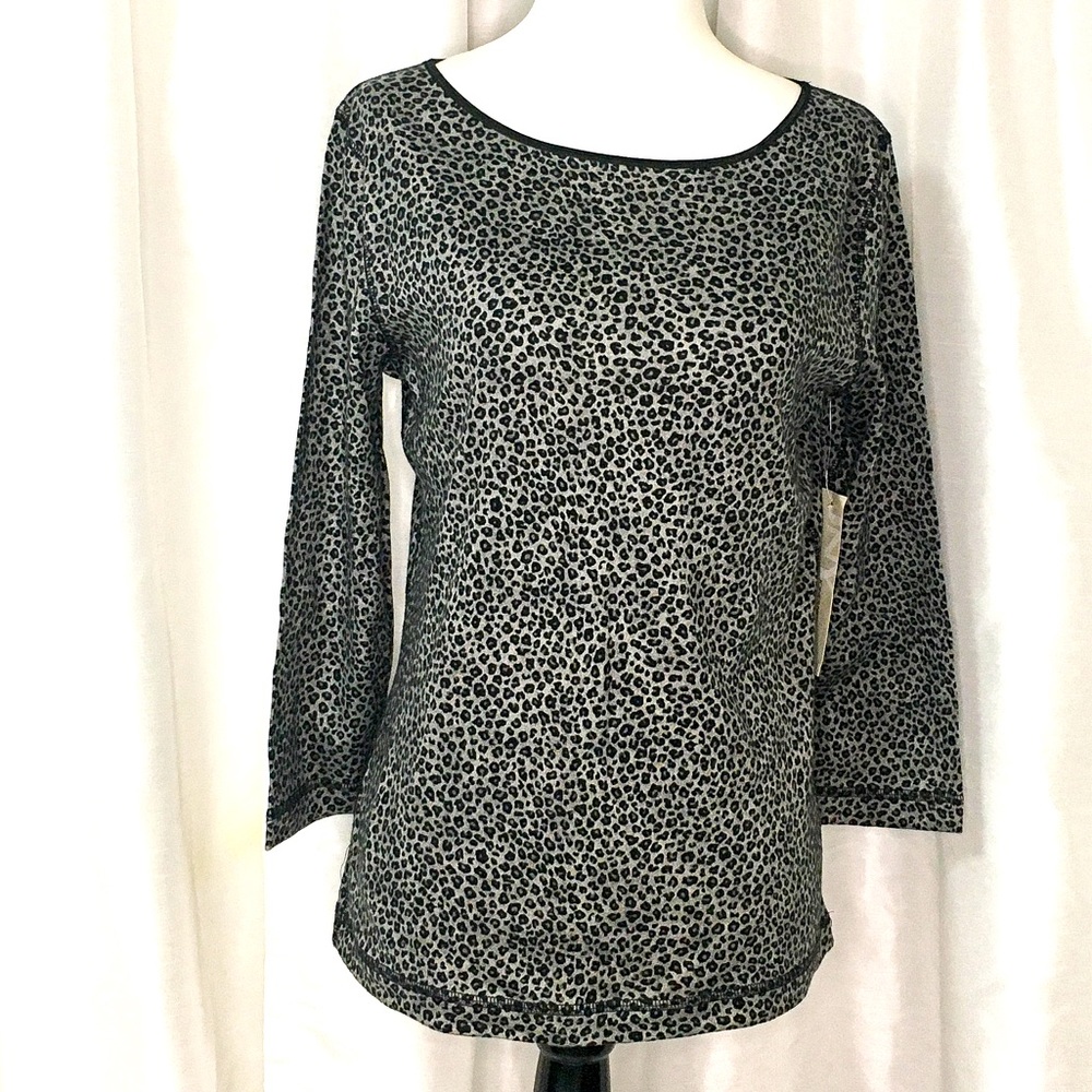 3 for $75!!! Jones New York Sport long sleeved animal print top, size Small.